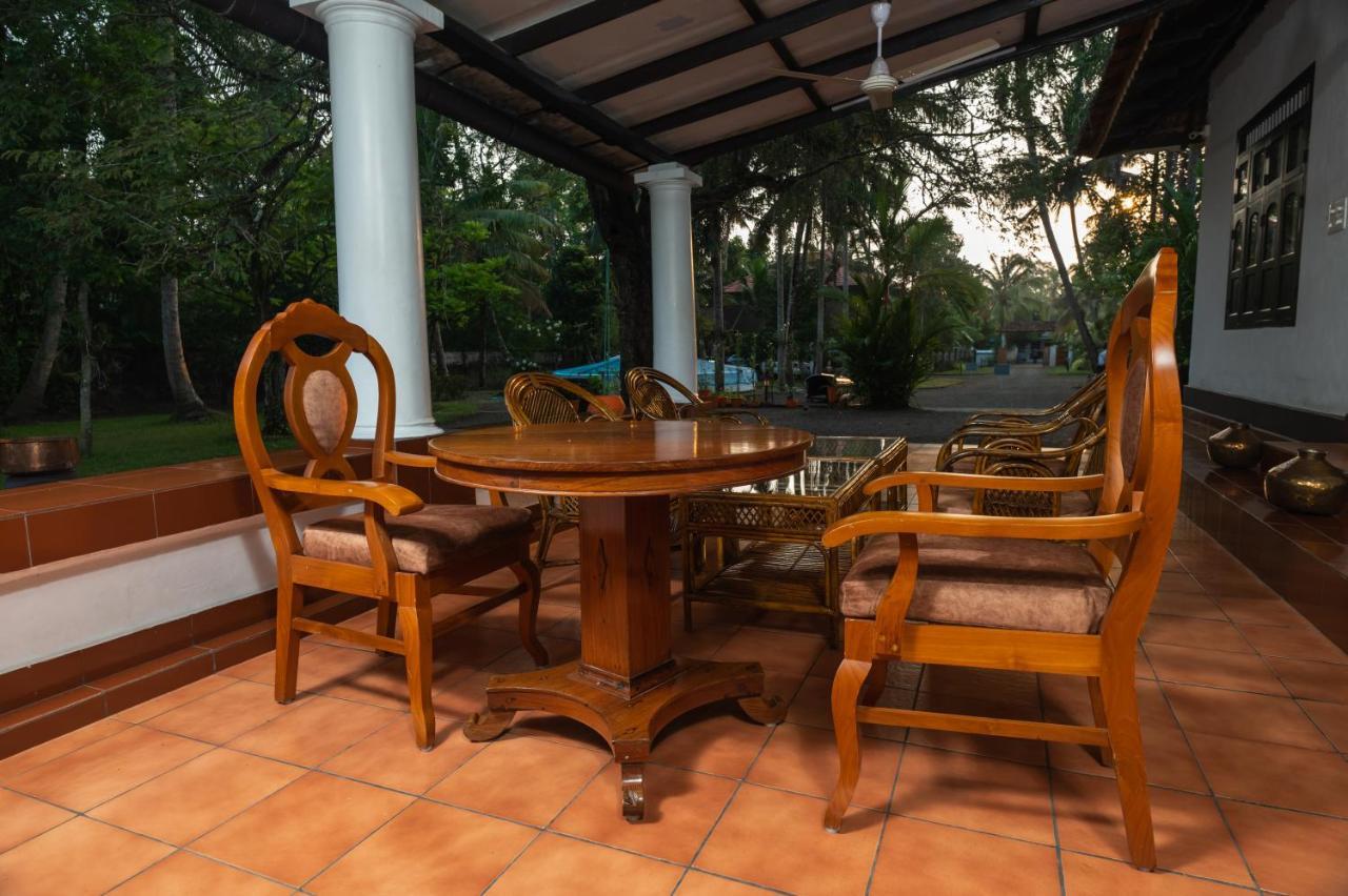 Brookside Heritage Homestay Kumarakom Buitenkant foto