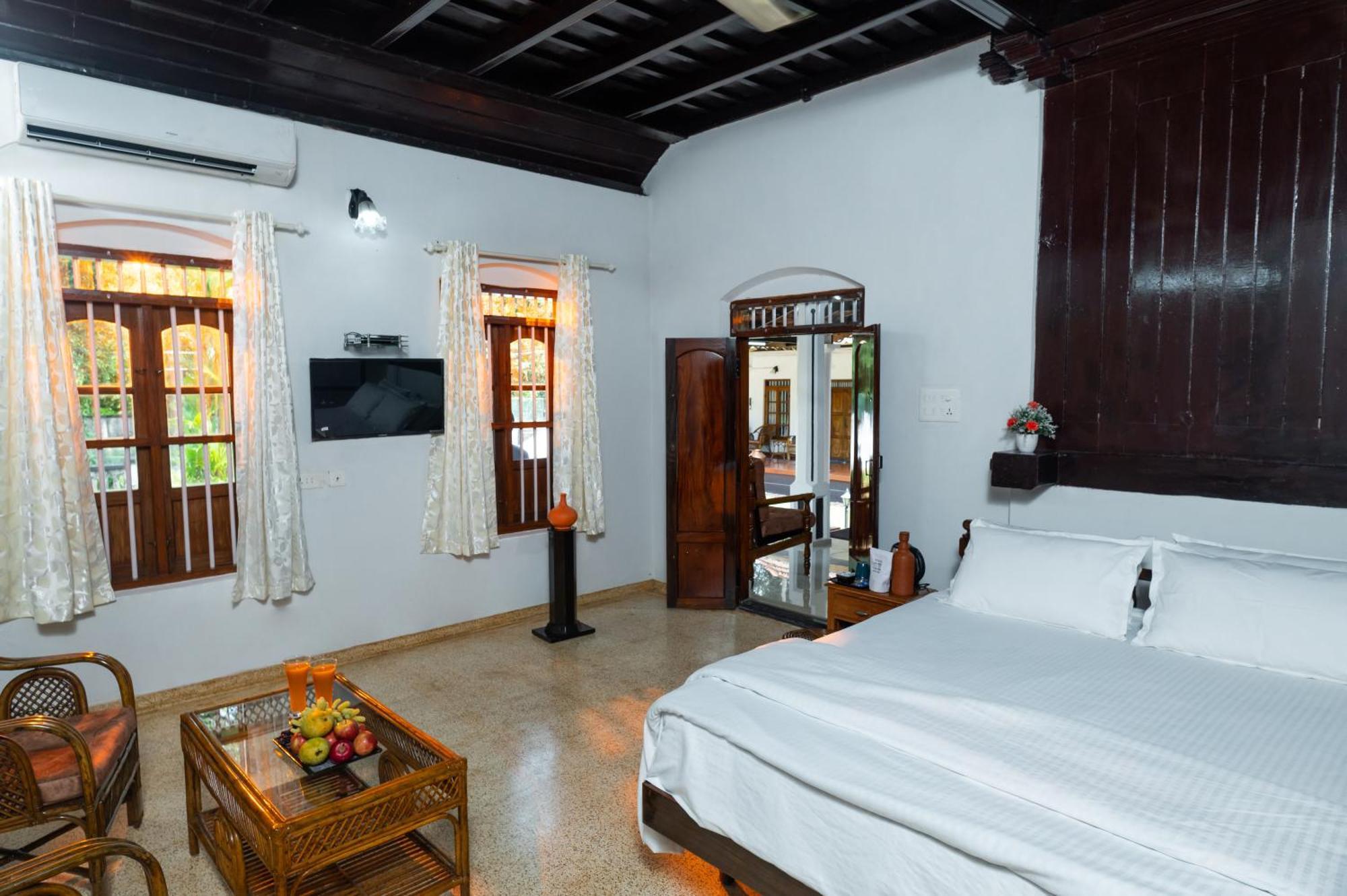Brookside Heritage Homestay Kumarakom Buitenkant foto